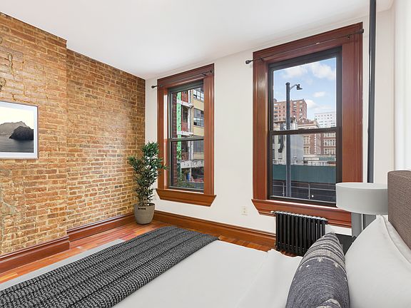 2nd image of 326 E 94th St APT 2E