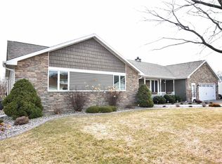 4091 Westview Ln, Oshkosh, WI 54904