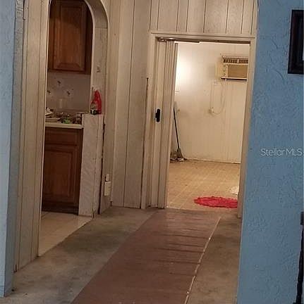 4th image of 2300 26th St S