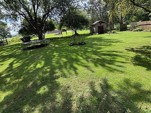 2nd image of 2576 Lefevre Rd