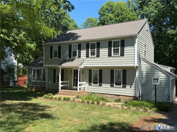 2341 Loch Braemar Dr, North Chesterfield, VA 23236