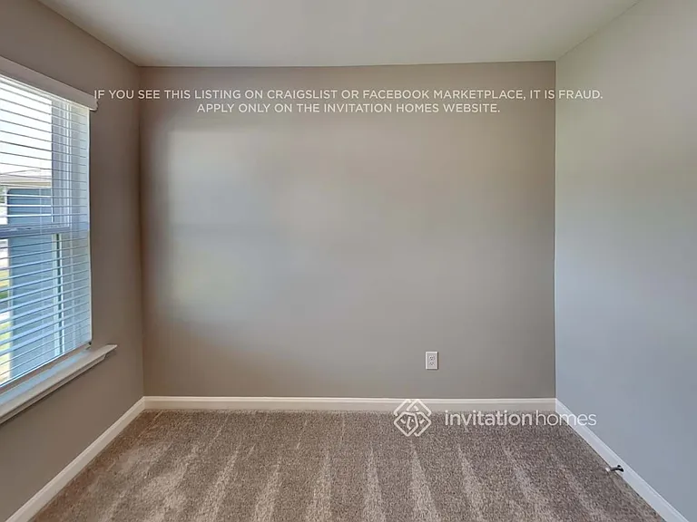 198 Webster Cir — Photo 11