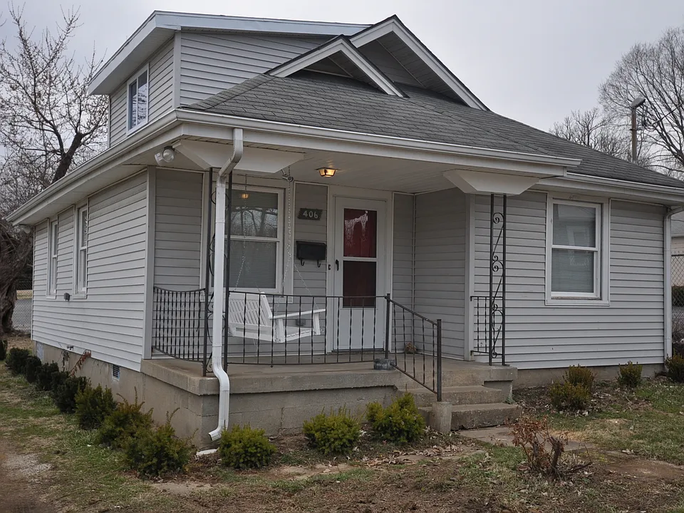 406 Uhlan Ct