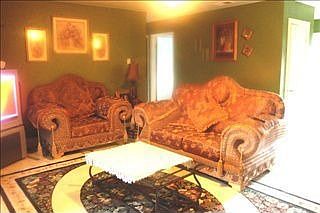 4th image of 317 Victoria Dr