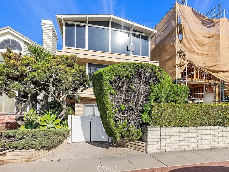 2512 Ocean Blvd #B — Photo 1