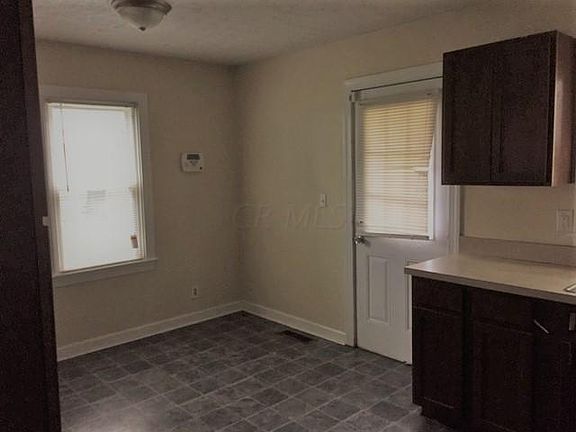 2nd image of 140 Woodcliff Dr