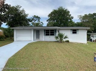 16 N Davis St, Beverly Hills, FL 34465