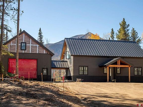 4th image of 997 Saddle Ridge Road