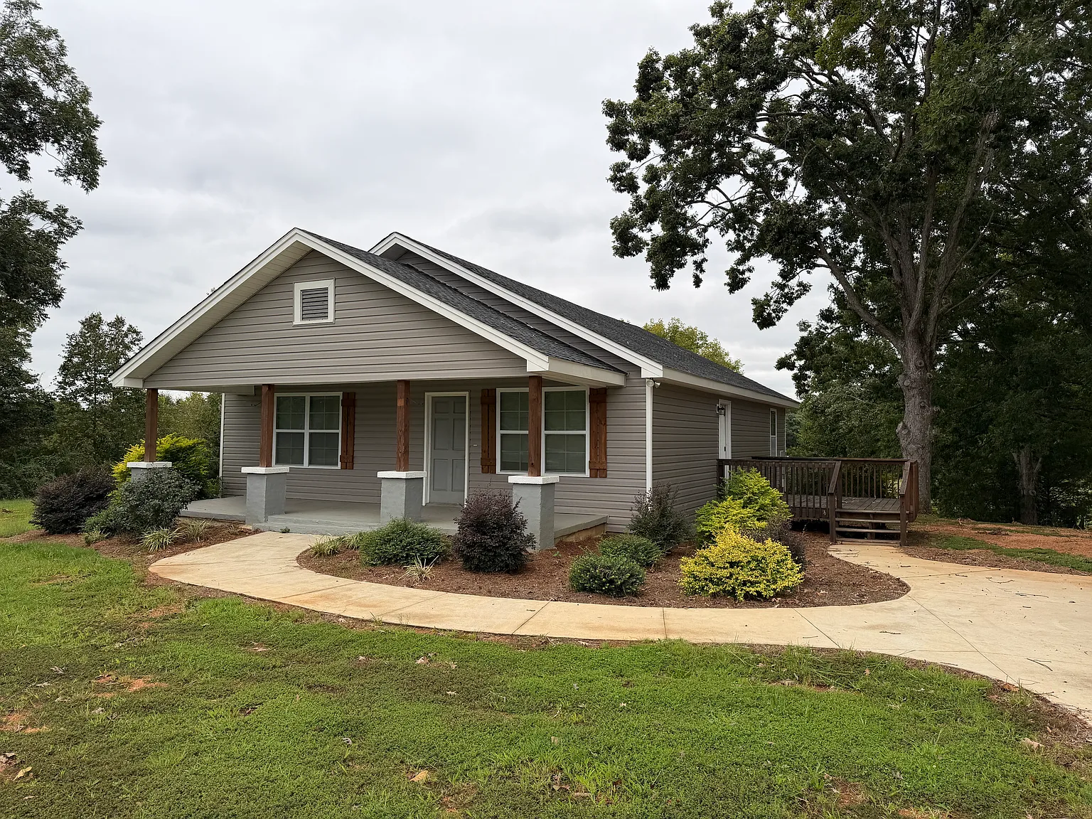 3 bed, 1520 sqft, $1,350 — Photo 2