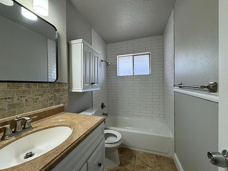 3114 Kleinmann Ave — Photo 10