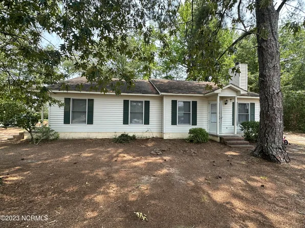 321 Mclean Street, Laurinburg, NC 28352