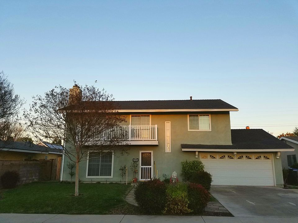 1st image of 27934 Pinebank Dr