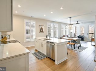 1675 Bandit Loop #202B, Reston, VA 20190