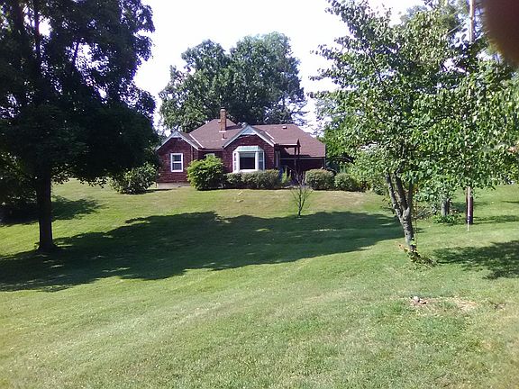 5th image of 3702 Sawyer Ave
