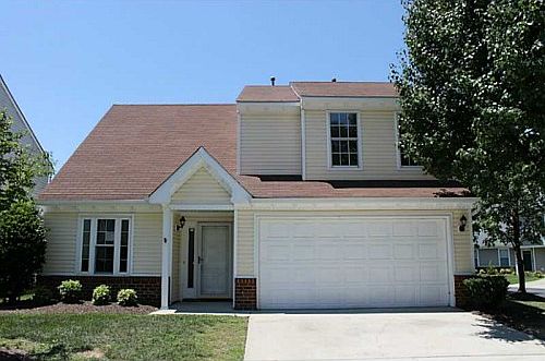 1st image of 26 Centre Port Cir