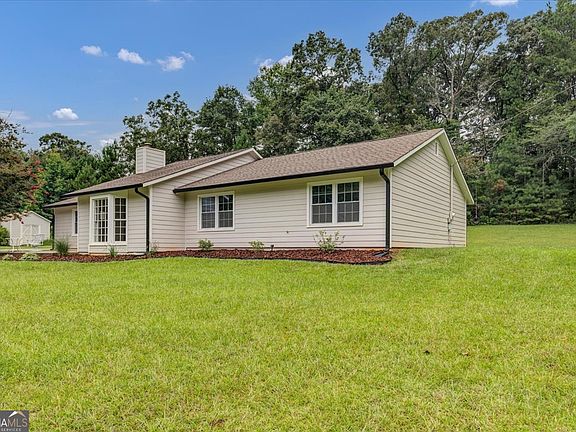 4th image of 120 Creekwood Ln