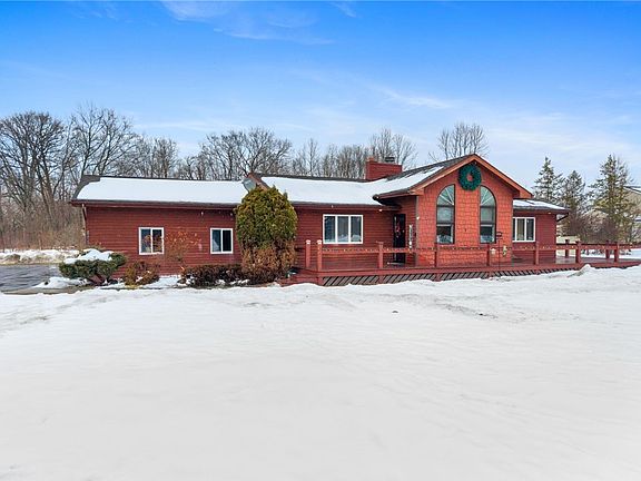 3rd image of 8750 Lake Rd