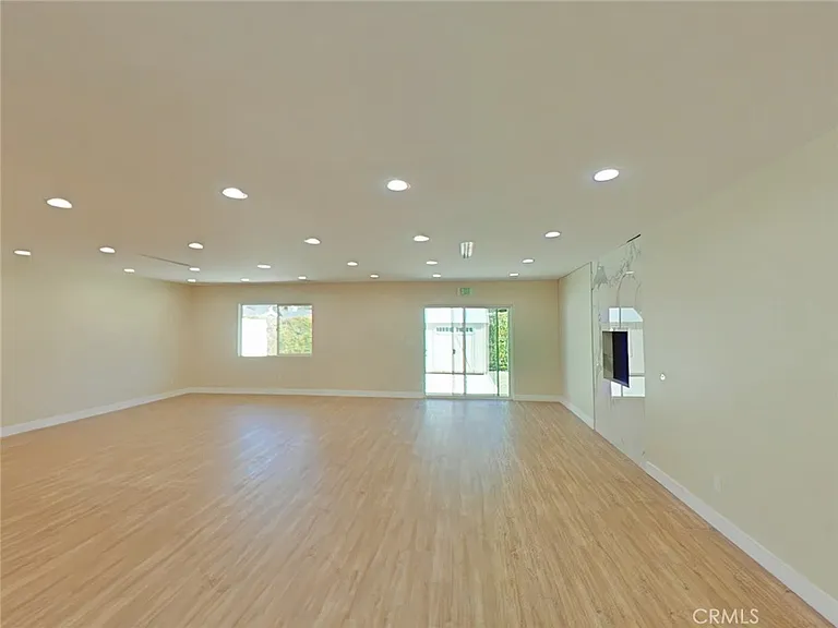 17633 Nordhoff St — Photo 5