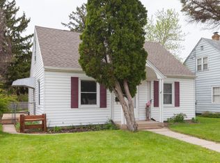 514 Scott Ave, Waukesha, WI 53186