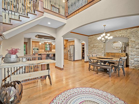 4th image of 5854 Oak Crest Cir