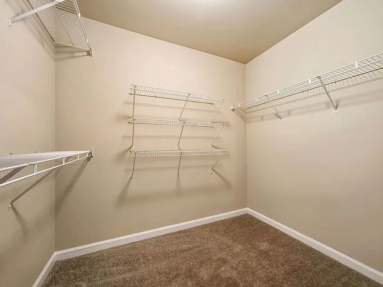 4750 Ferncrest Pl — Photo 30