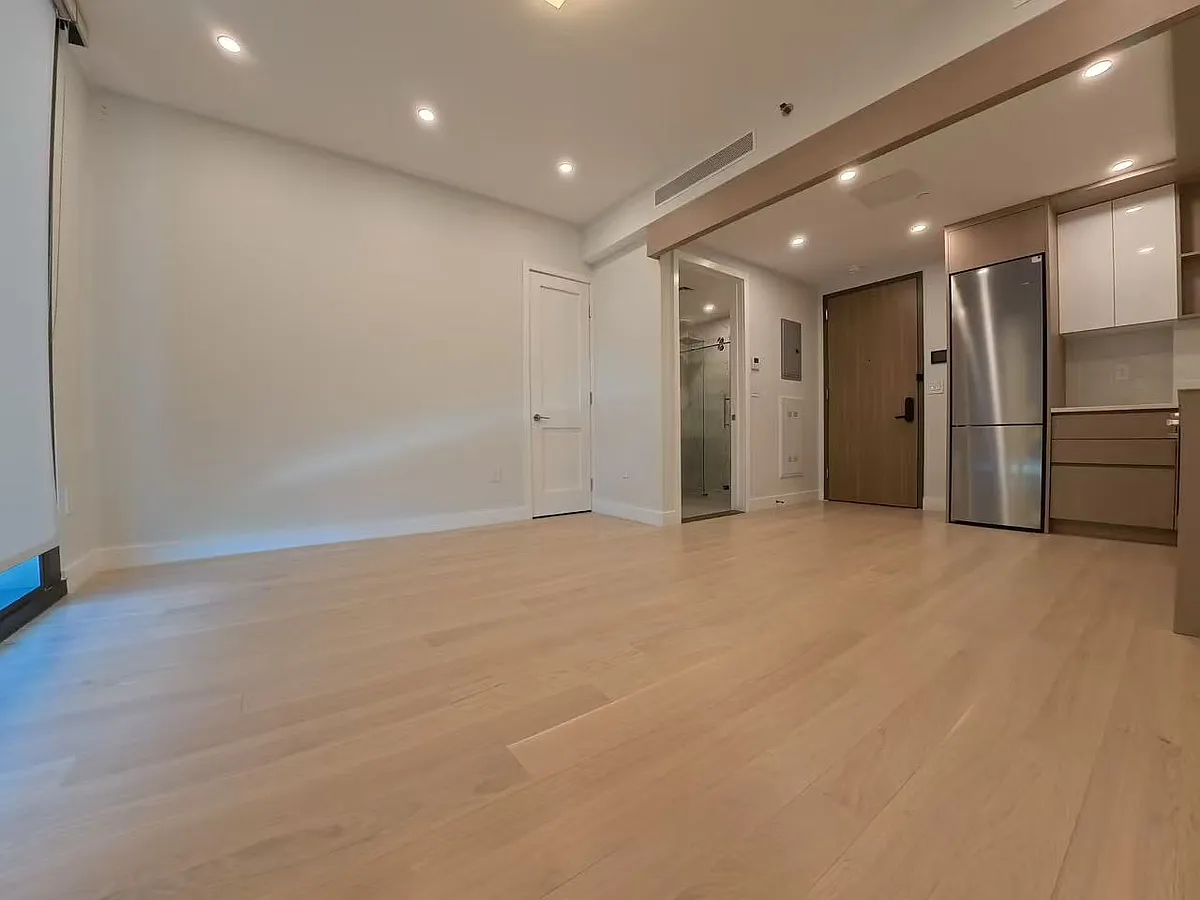 Building Photo - 3820 Parsons Blvd #714