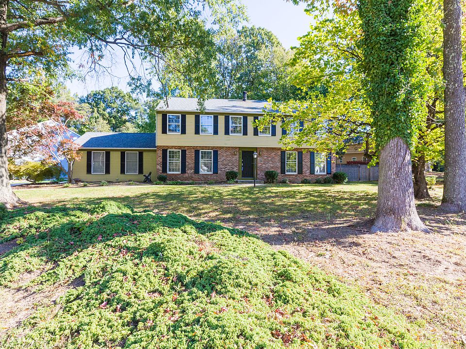 1st image of 8414 Willow Wood Dr