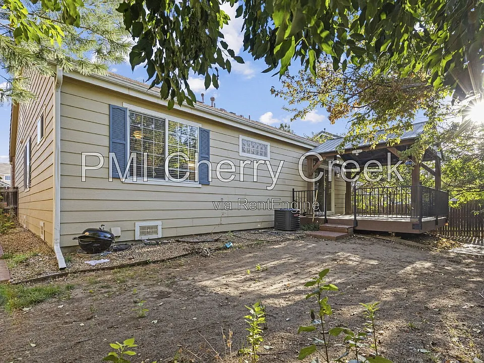 18647 E Vassar Dr