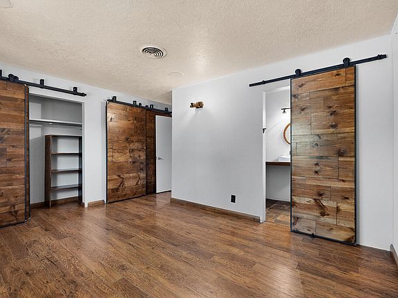 5th image of 8505 Bellrose Ave NE