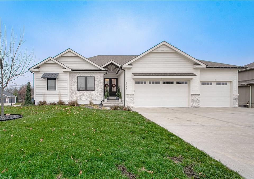1st image of 2148 Foxtail Dr