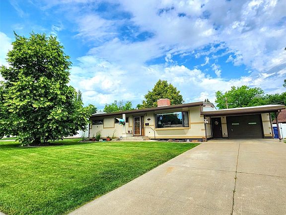 3rd image of 608 Carol Dr