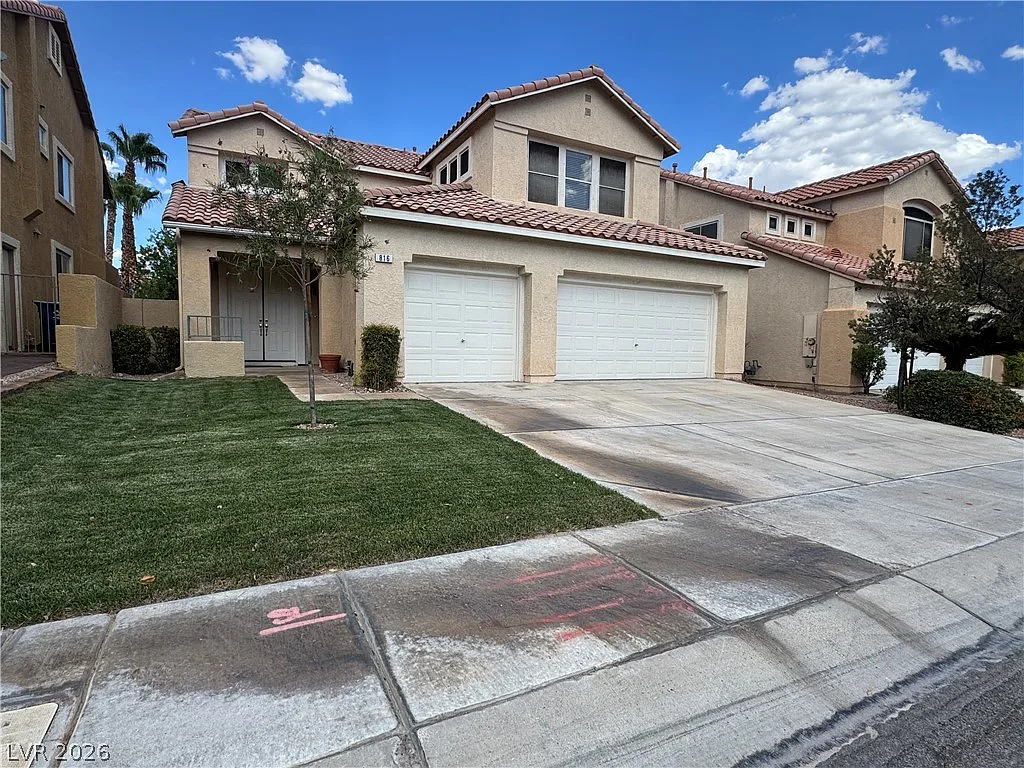 4 bed, 3.0 bath, 2346 sqft, $2,875 — Photo 2