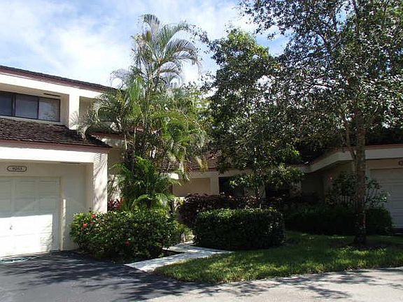 2nd image of 9263 Chelsea Dr N