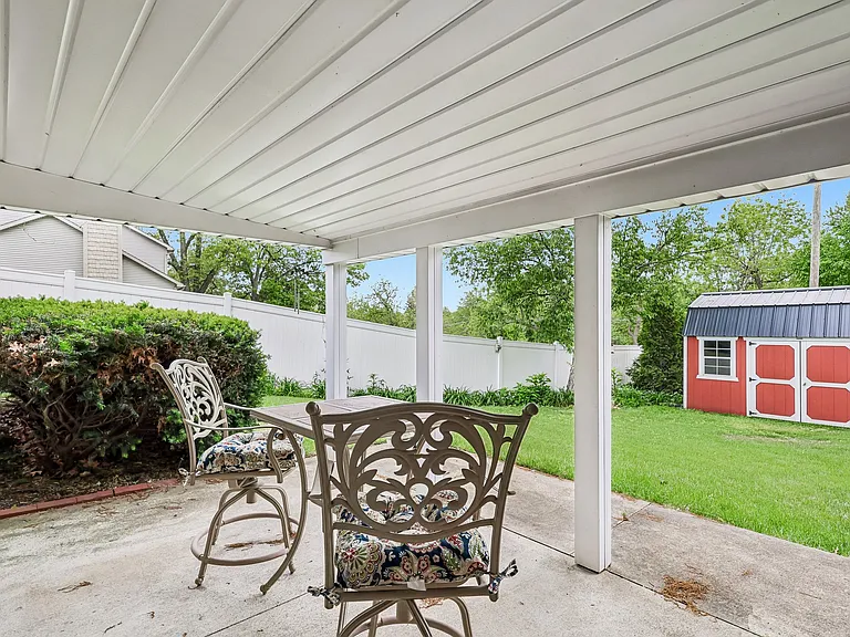 686 Portage Lakes Dr — Photo 7