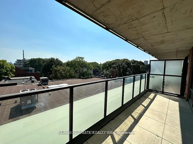 246 Logan Ave #425 — Photo 9