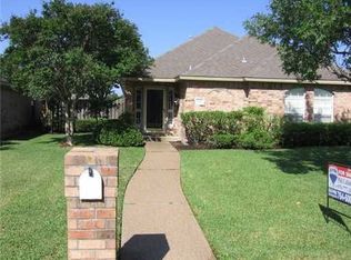 2402 Carnation Ct, College Station, TX 77840