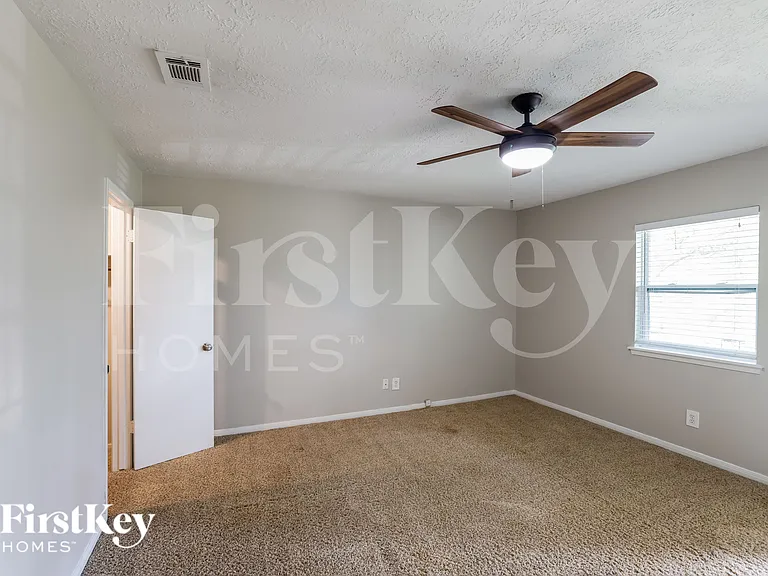 25603 Pecan Valley Cir — Photo 9