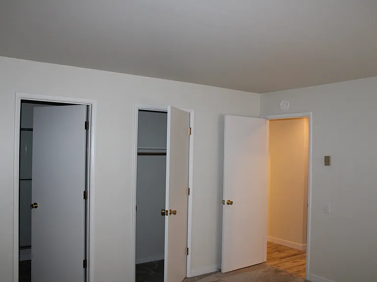 340 River St W #143 — Photo 21