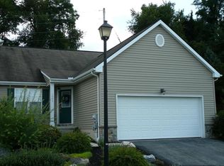 1555 Hickory Run Ct, Elizabethtown, PA 17022