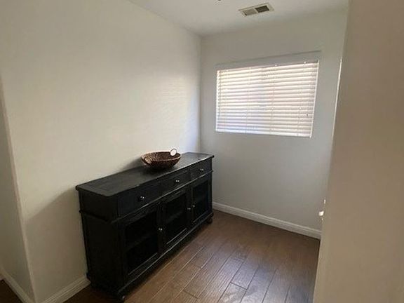 5th image of 2343 E Dorothea Ave