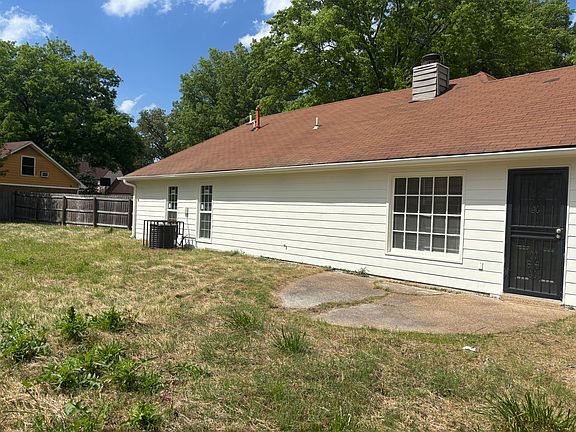5th image of 3829 Northcliffe Dr