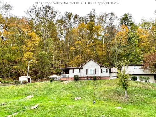 2709 Sissonville Dr, Charleston, WV 25312