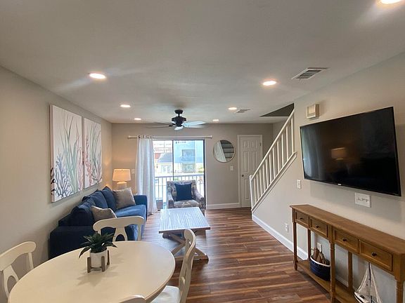 4th image of 330 Bluefish Dr Unit 214
