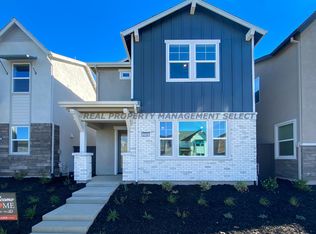2742 N Cove Dr, Sacramento, CA 95833