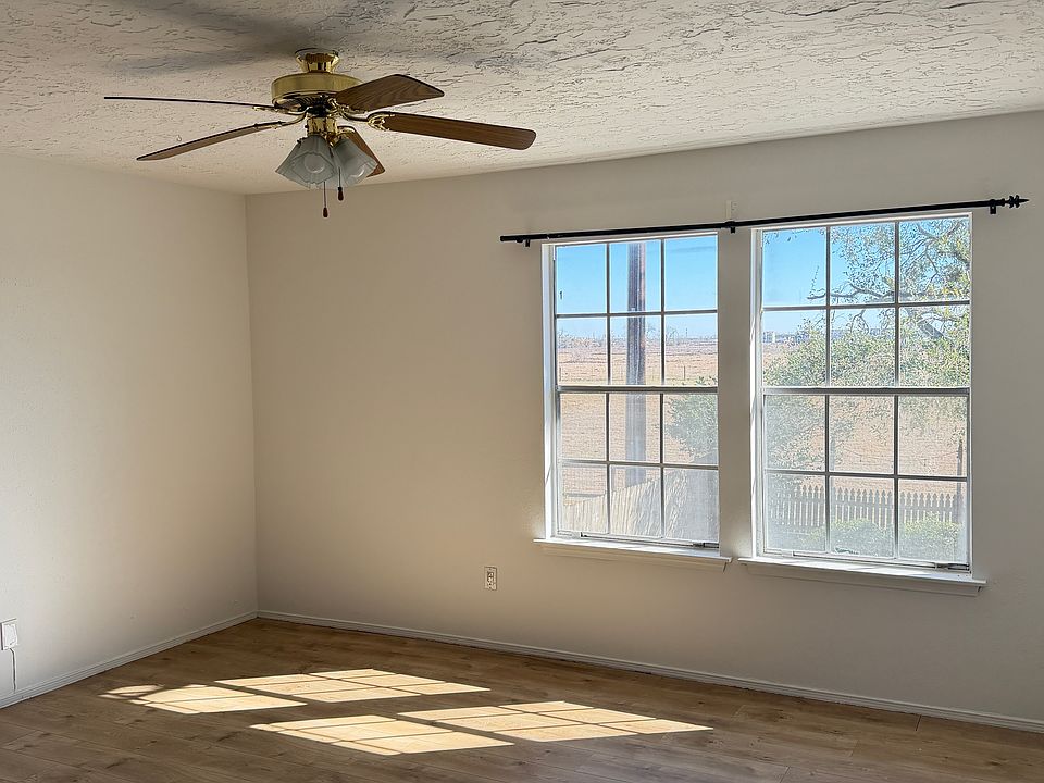 1st image of 1218 Briarmead Dr