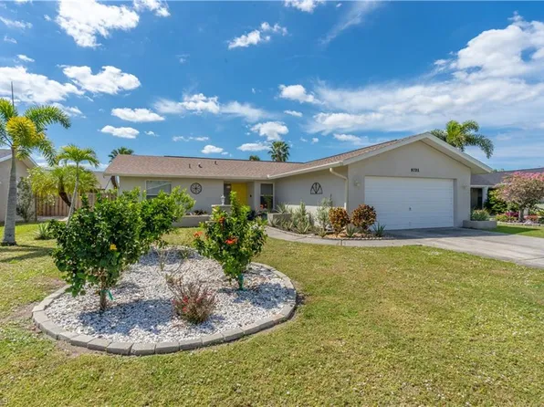 9731 Deerfoot DR, FORT MYERS, FL 33919