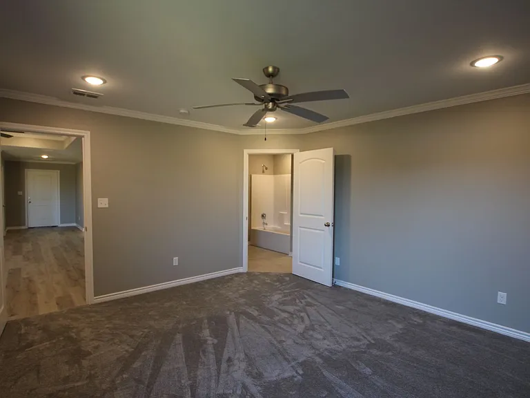 6033 Villa Rosa Way — Photo 12