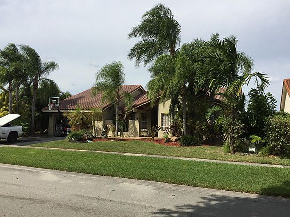3rd image of 10309 NW 6th St