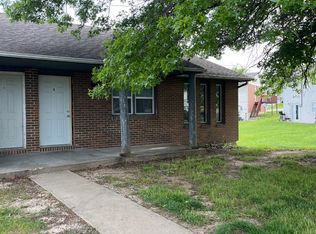 765 Demaret Dr #B, Columbia, MO 65202