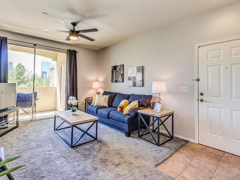 Brick Commons 241